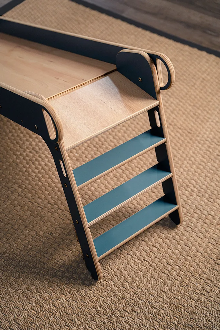 Avenlur Holland- Wooden Folding Slide