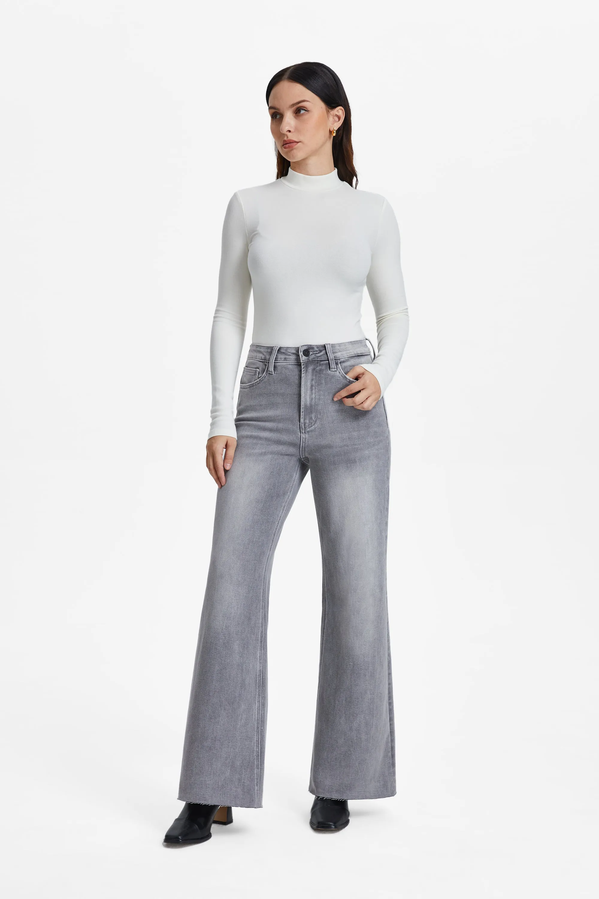 Bella High Rise Wide Leg Denim Jeans With Raw Hem