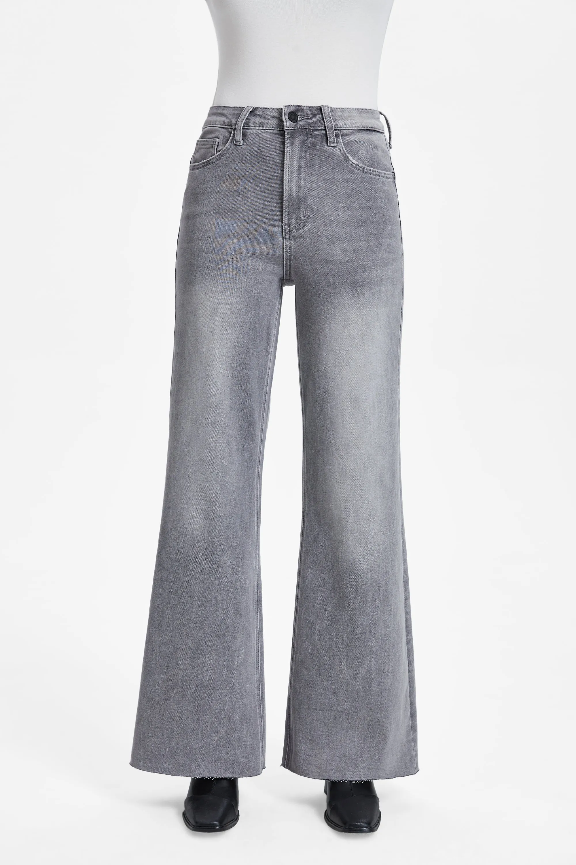 Bella High Rise Wide Leg Denim Jeans With Raw Hem