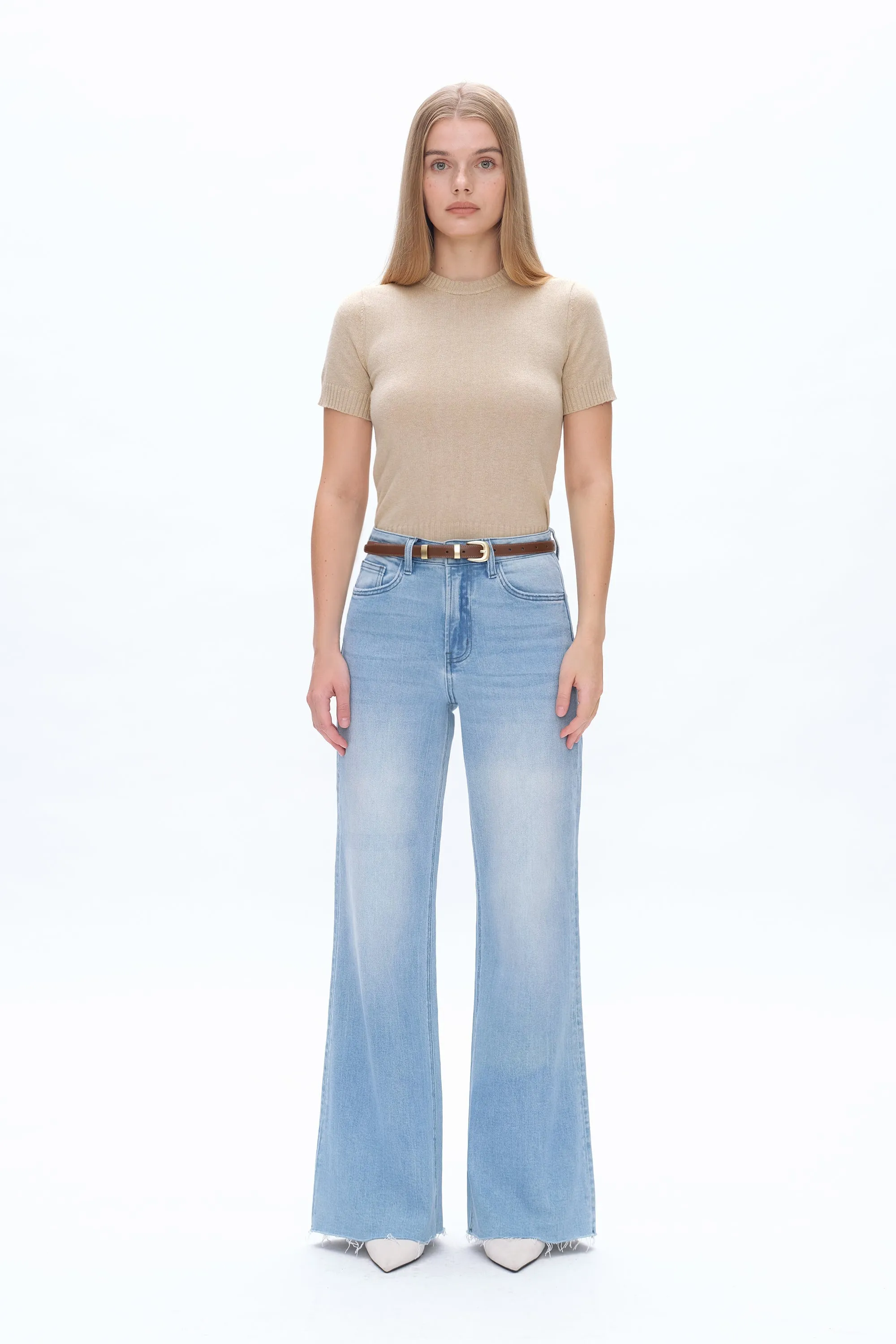 Bella High Rise Wide Leg Denim Jeans With Raw Hem