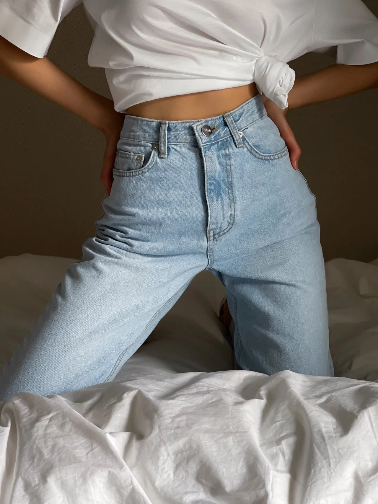 ICE BLUE STRAIGHT DENIM JEANS
