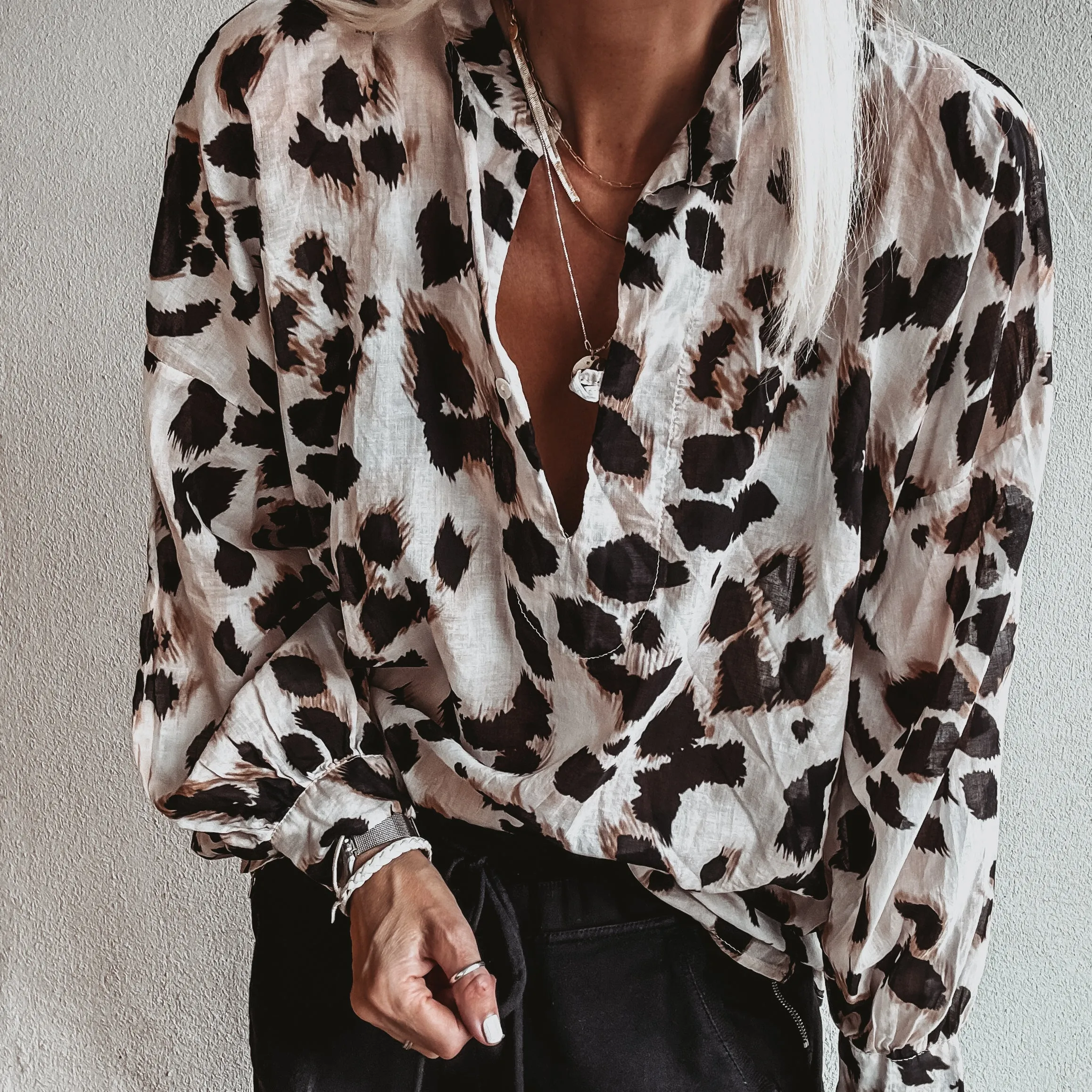 Leopard Mirabalono pattern blouse *NEW*