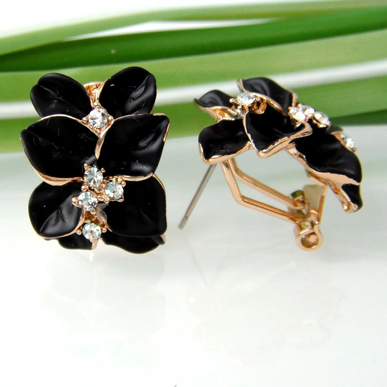 Navachi 18k Gold Plated White Crystal Multicolor Enamel Clip-on Stud Earrings And Neckalce Pendant Jewelry set