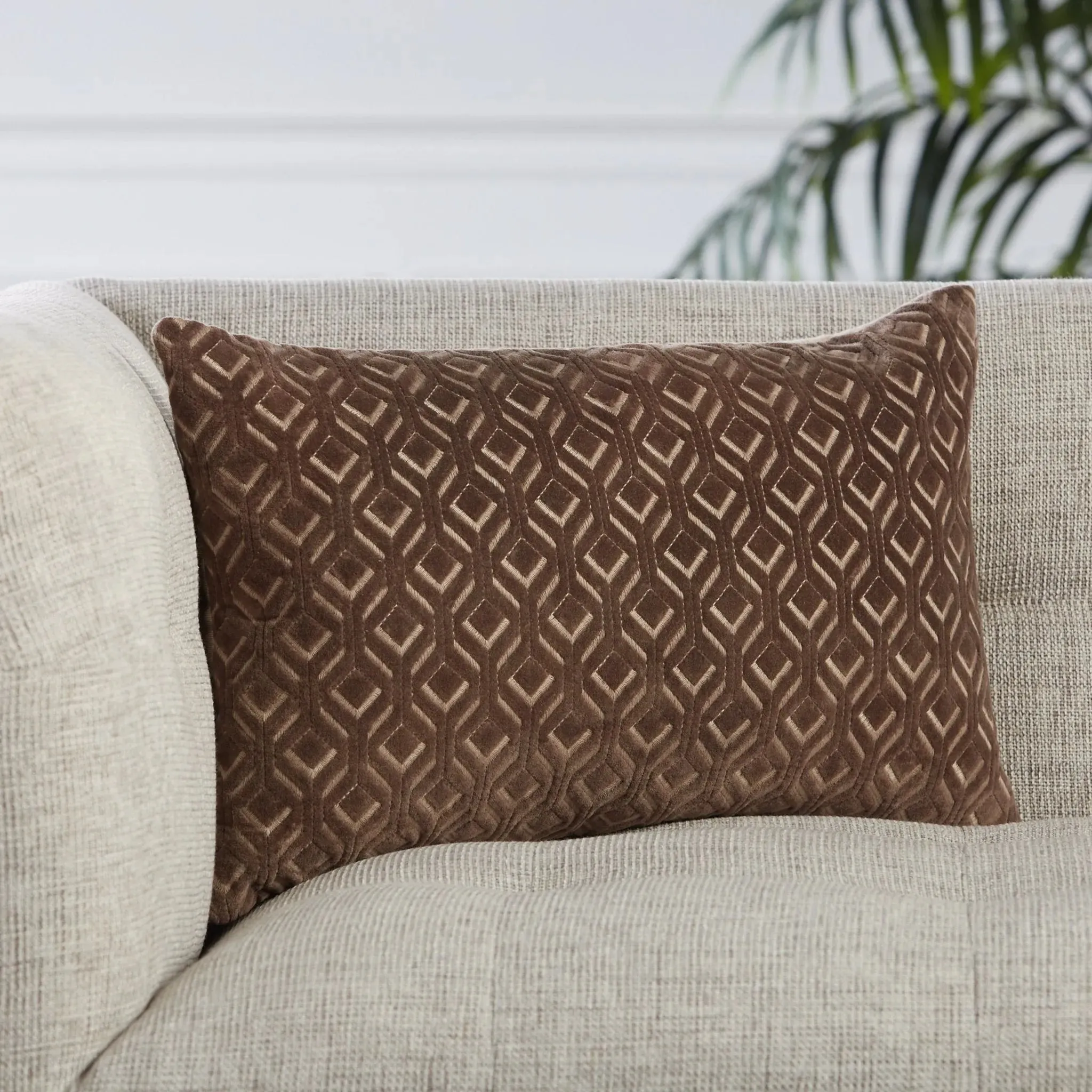 Nouveau NOU10 Dark Taupe/Ivory Pillow