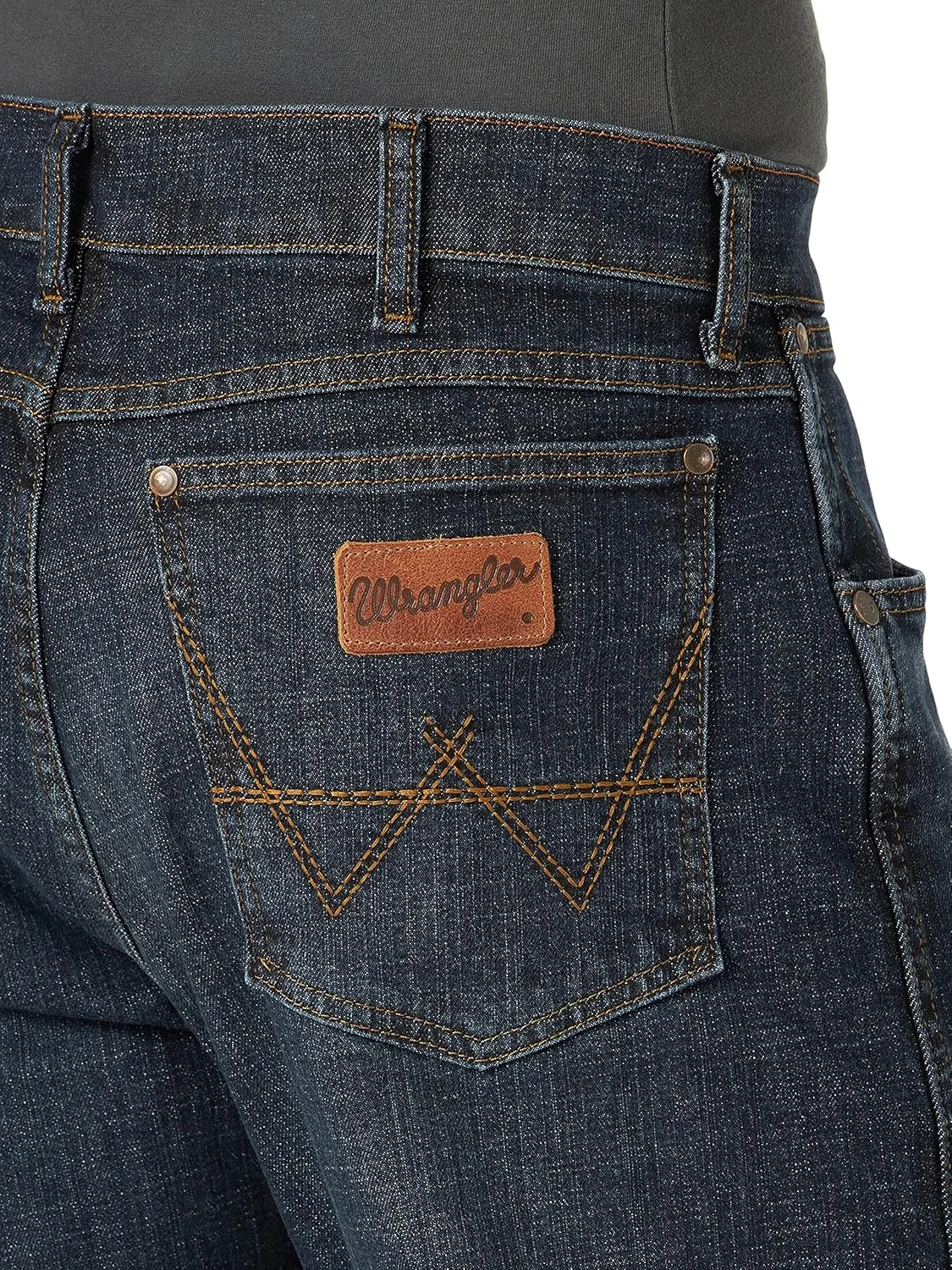 Wrangler Men's Free to Stretch Relaxed Fit Bootcut Jean